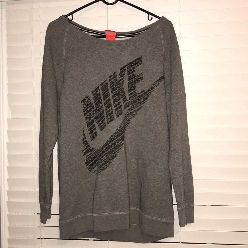 Oversized Nike sweatshirt